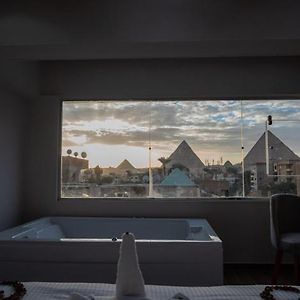 Tuya Pyramid Inn